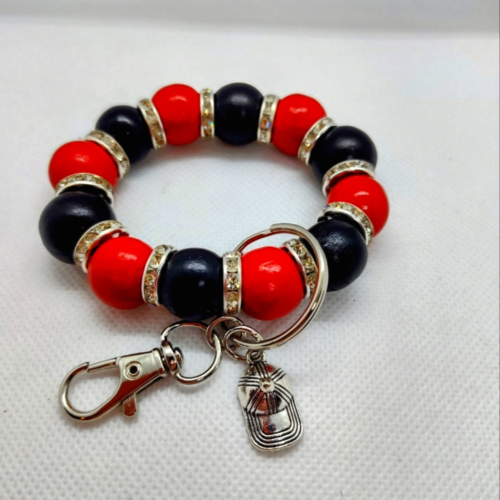 ⚾MLB St. Louis Cardinals Inspired Black Red Beaded Wristlet With Alloy Helmet